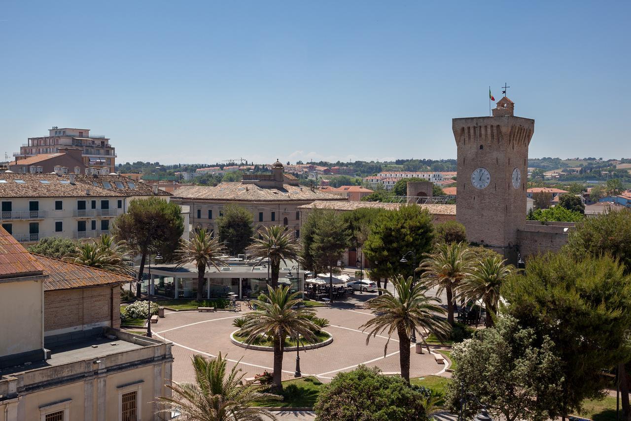 Hotel Bianchi Nicola Porto Recanati Exterior foto
